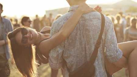 Kjo shpjegon pse disa meshkuj nuk tundohen të tradhëtojnë partneret e tyre Kjo shpjegon pse disa meshkuj nuk tundohen të tradhëtojnë partneret e tyre