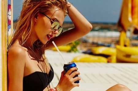 7 ushqimet që duhet t'i harroni këtë verë nëse doni një trup për plazh