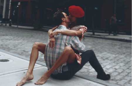 Nëse doni që lidhja juaj të jetë e suksesshme, bëni këto gjëra së bashku Nëse doni që lidhja juaj të jetë e suksesshme, bëni këto gjëra së bashku