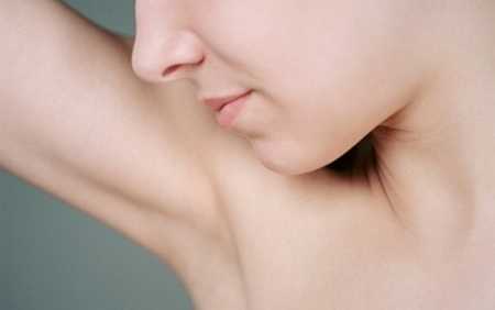 Nëse keni një nga këto 5 aroma të këqija të trupit, shëndeti juaj është në rrezik Nëse keni një nga këto 5 aroma të këqija të trupit, shëndeti juaj është në rrezik