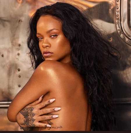 Çfarë ndodhi në shtëpinë e Rihannës? Policë dhe helikopterë rrethojnë banesën e saj Çfarë ndodhi në shtëpinë e Rihannës? Policë dhe helikopterë rrethojnë banesën e saj