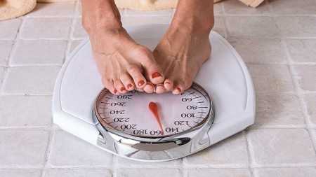 Këto janë arsyet që po shtoni në peshë pa e kuptuar Këto janë arsyet që po shtoni në peshë pa e kuptuar